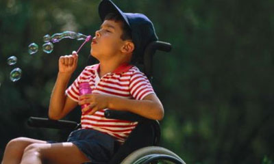 khuyettat1 - Top 10 đồ chơi cho trẻ khuyết tật
