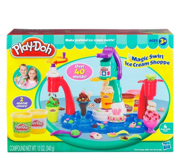 Do choi dat nan Play Doh 600x503 - Đồ chơi cho trẻ 3 - 4 tuổi mẹ không nên bỏ qua