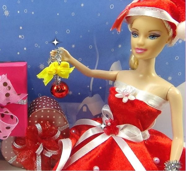 Búp bê Barbie là món quà Giáng sinh ý nghĩa cho các bé gái