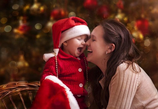 Mách mẹ cách lựa chọn đồ chơi Noel tiết kiệm, bé nào cũng thích