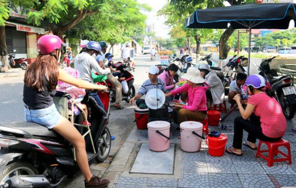 mon ngon Hoi An 2 600x381 - Top 5 món ngon Hội An nổi danh bạn nhất định đừng bỏ lỡ